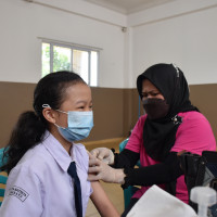 Imunisasi Campak dan Rubella SMP METTA MAITREYA